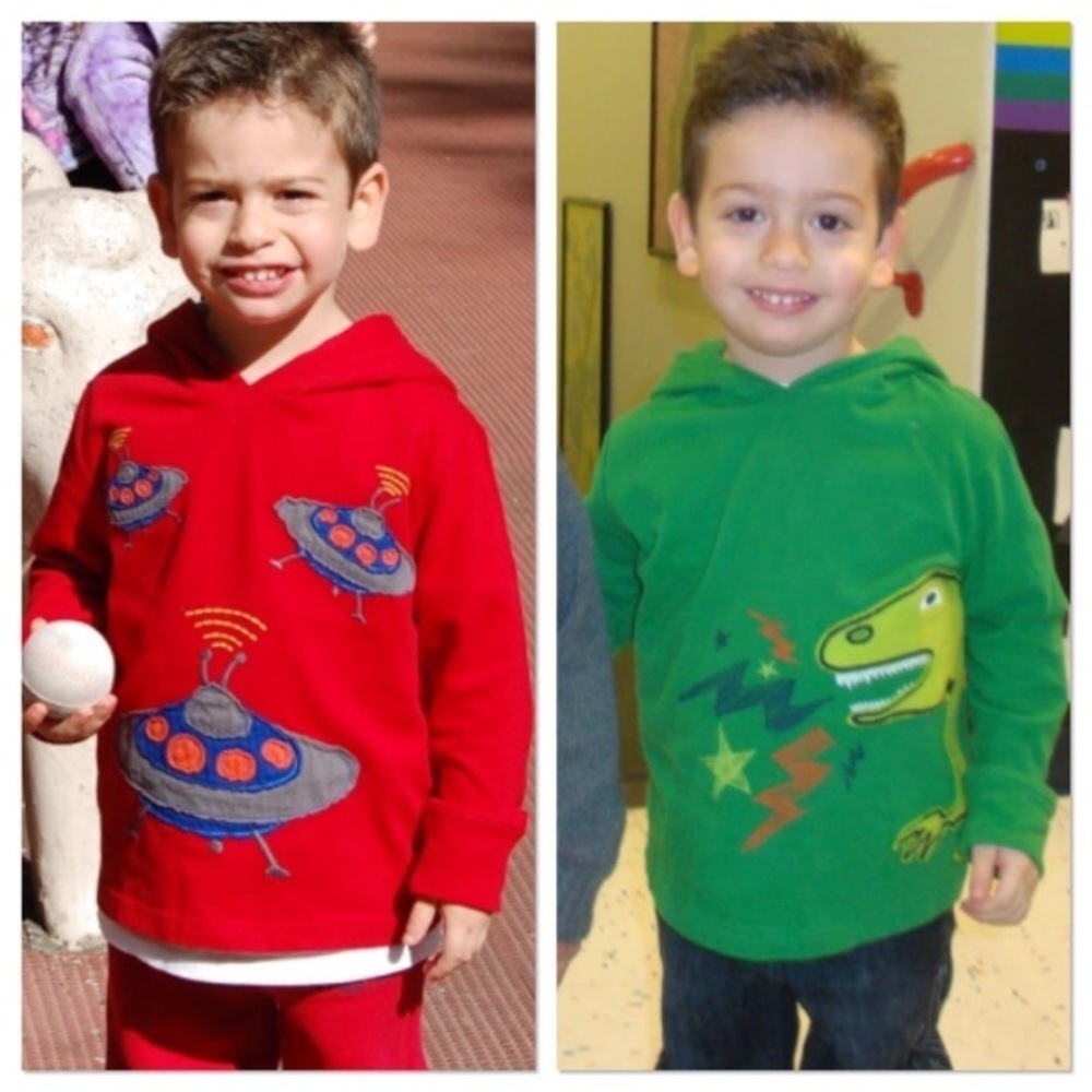 Gap red and green graphic print long sleeve hoodie t-shirts TWO SHIRTS